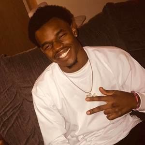 Meet your Posher, Aj